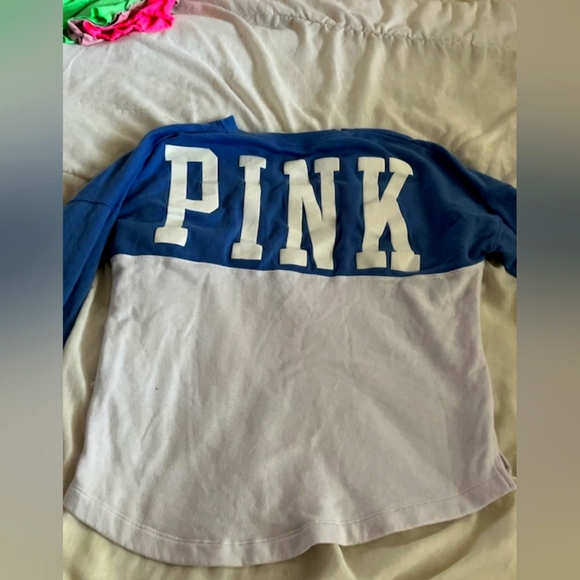 VS PINK cropped sweatshirt. Sz XS - Picture 3 of 3